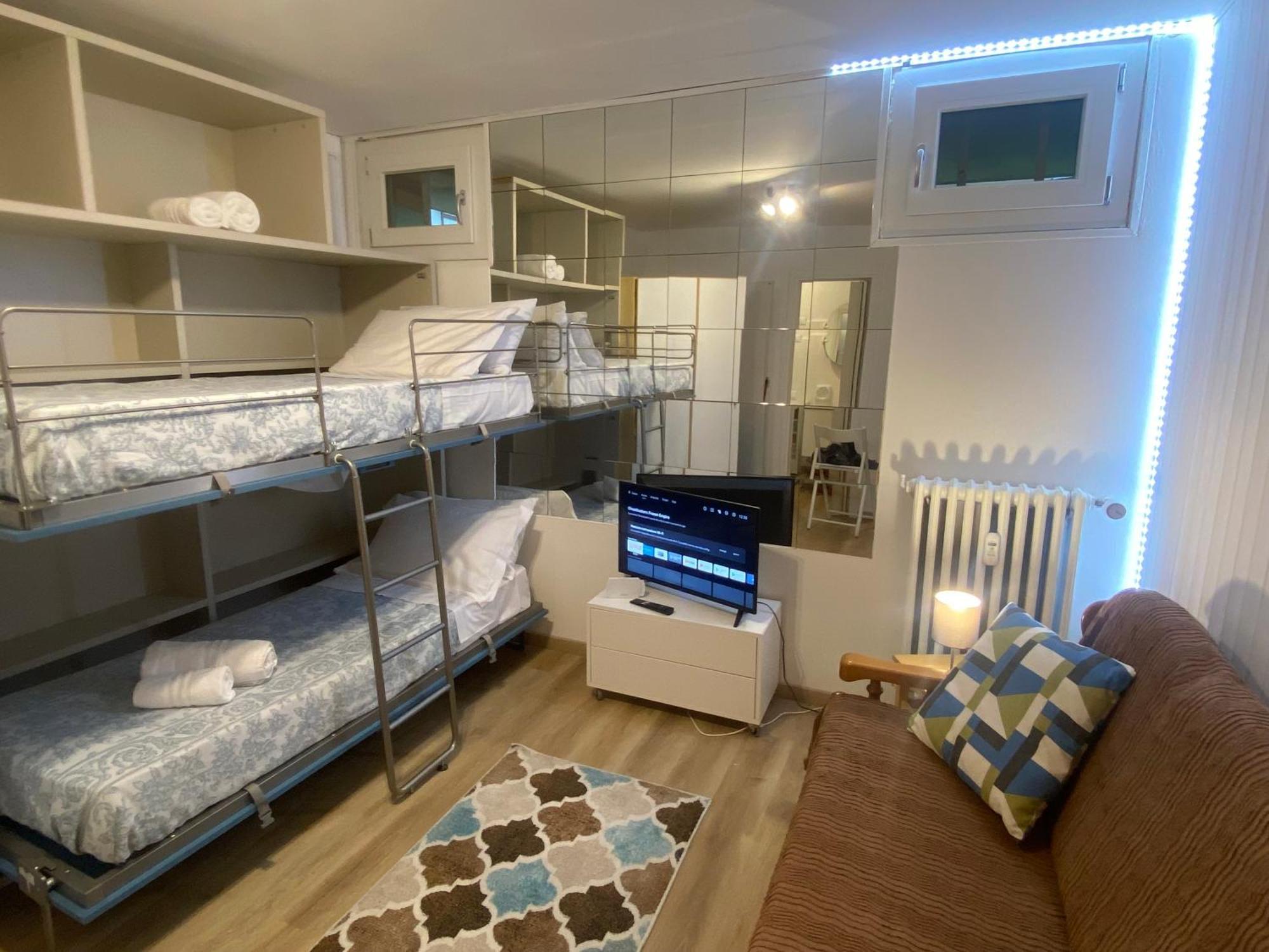 Alpine Nest With Swimmingpool Apartment Moggio  ภายนอก รูปภาพ